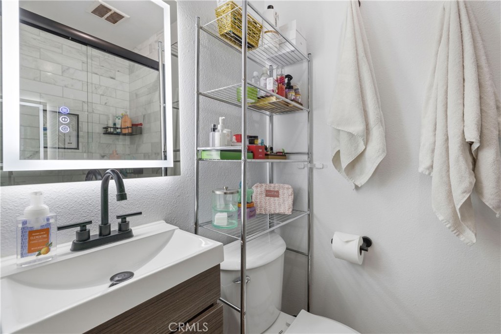 25048 Wheeler Road Newhall, CA 91321 - Photo 29 of 73