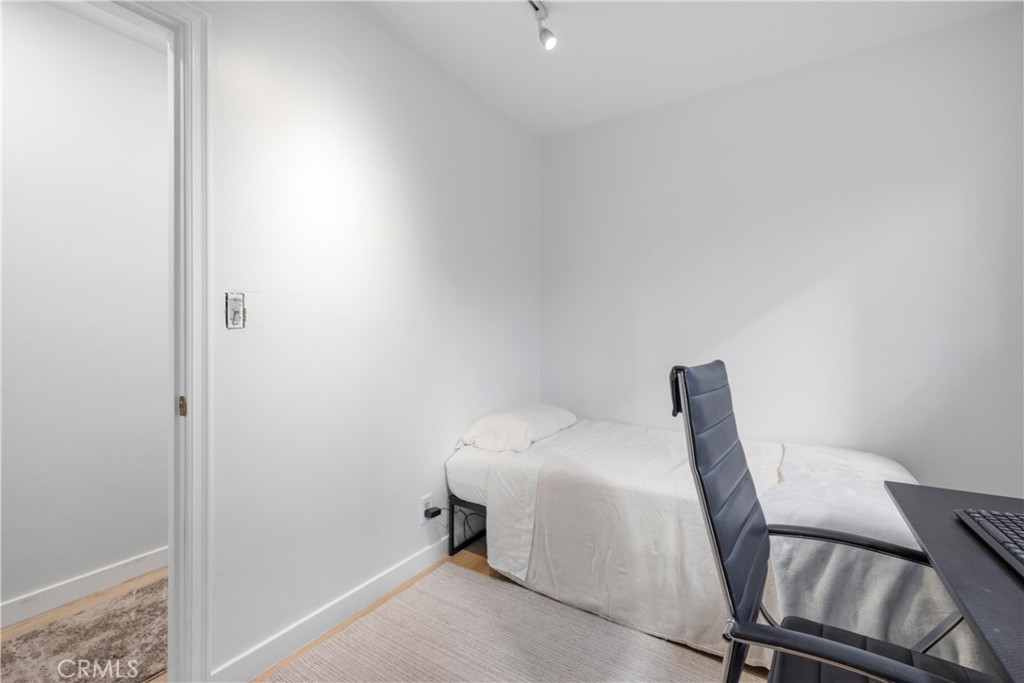 25048 Wheeler Road Newhall, CA 91321 - Photo 35 of 73