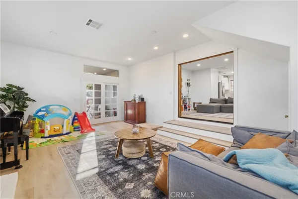 $899,000 | 25048 Wheeler Road, Newhall, CA 91321