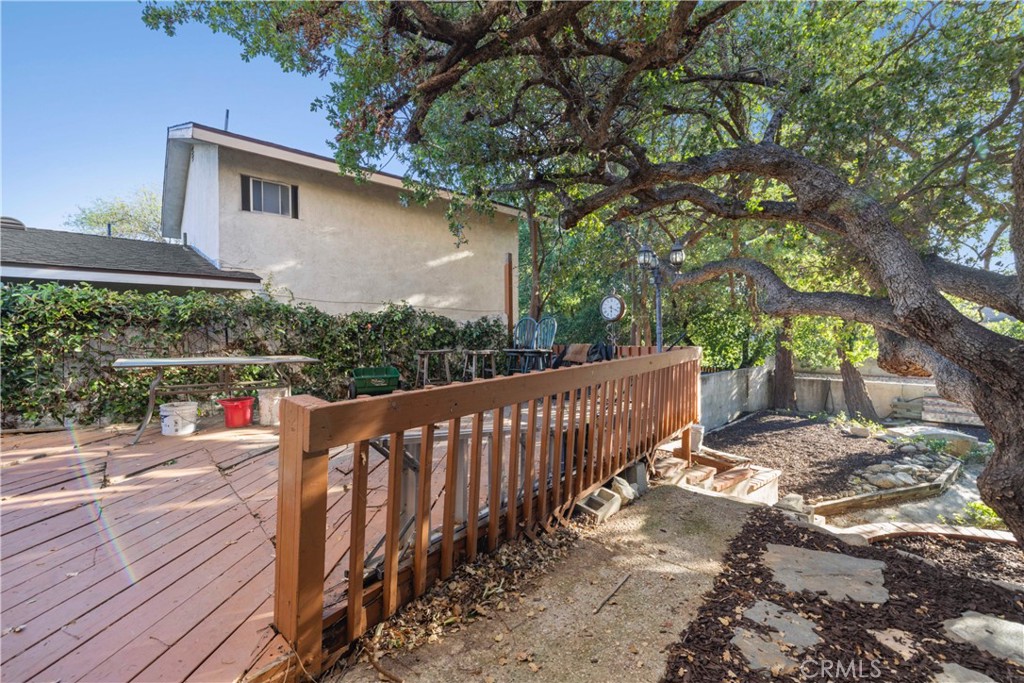 25048 Wheeler Road Newhall, CA 91321 - Photo 62 of 73