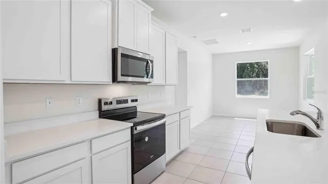 $479,990 | 6029 Southwest 46th Drive, Gainesville, FL 32608