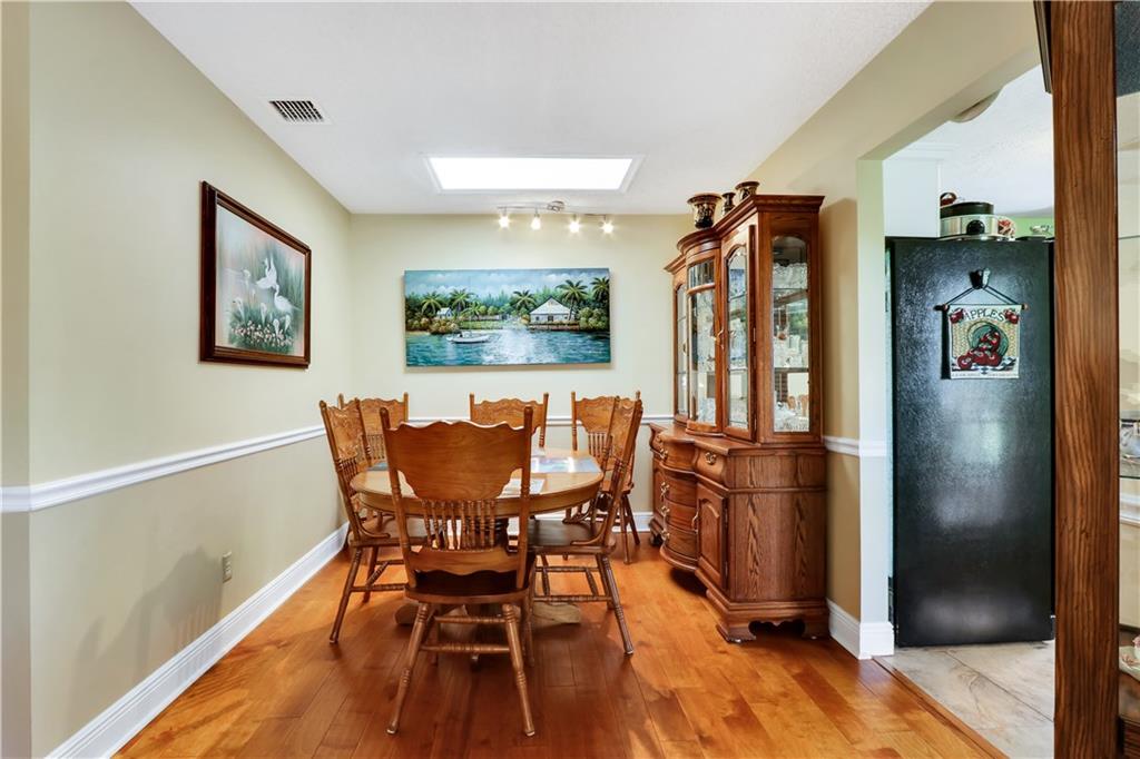 11101 Ridge Avenue Fort Pierce, FL 34982 - Photo 7 of 27 Gallery Image 7
