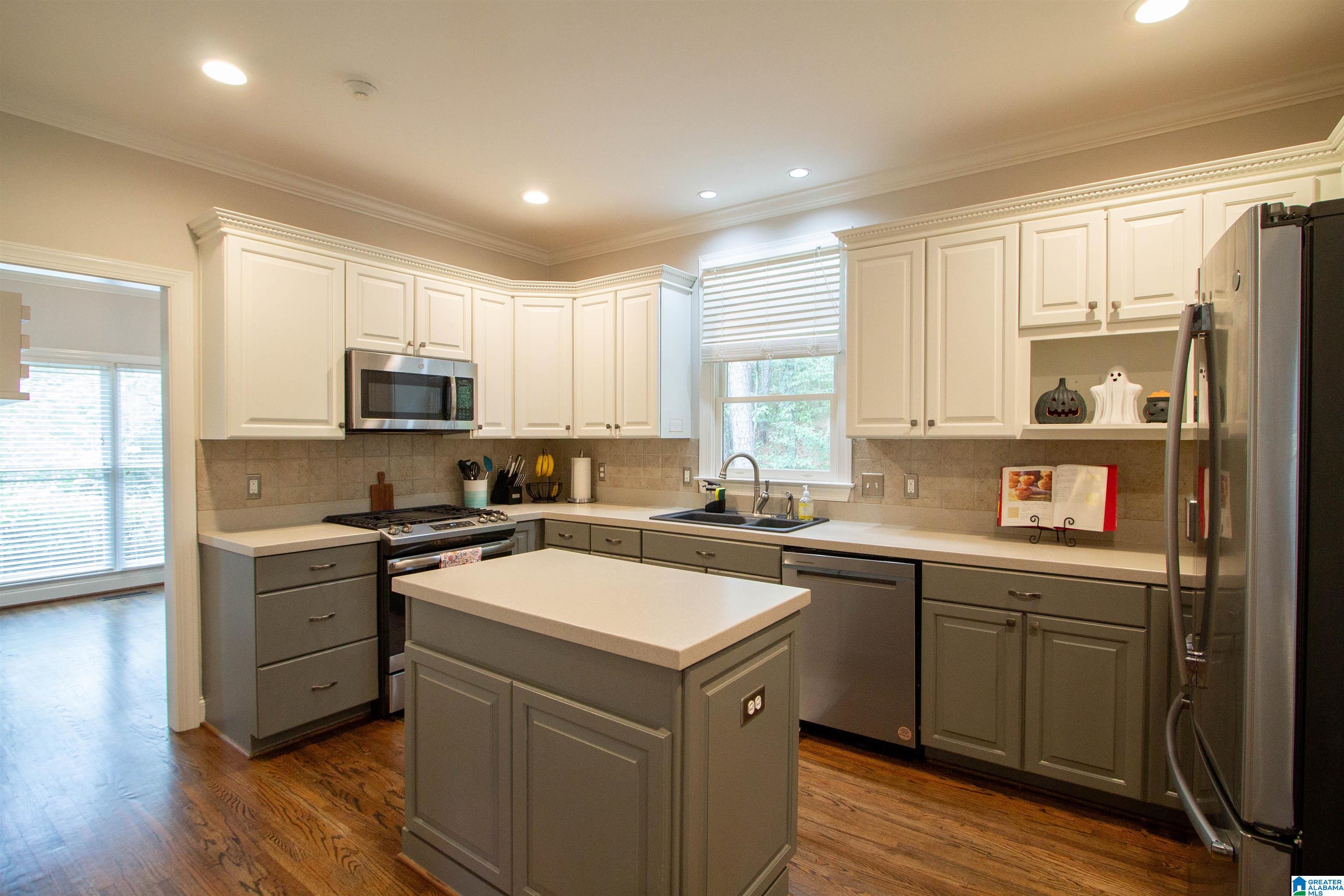 760 Carl Raines Lake Road Birmingham, AL 35244 - Photo 6 of 60