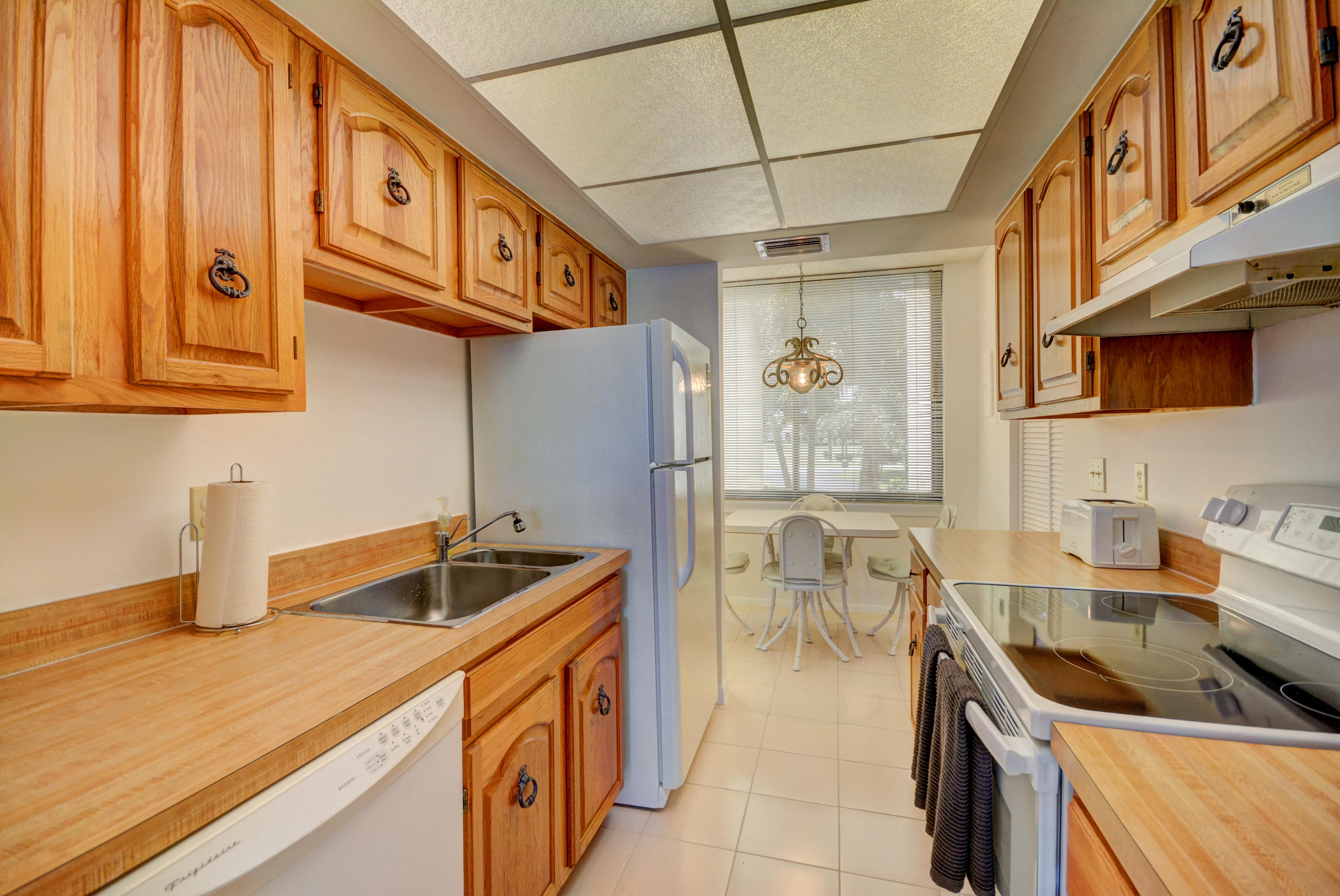 3305 Bridgewood Drive, Unit 3305 Boca Raton, FL 33434 - Photo 13 of 27 NK 3305 Bridgewood Dr-15