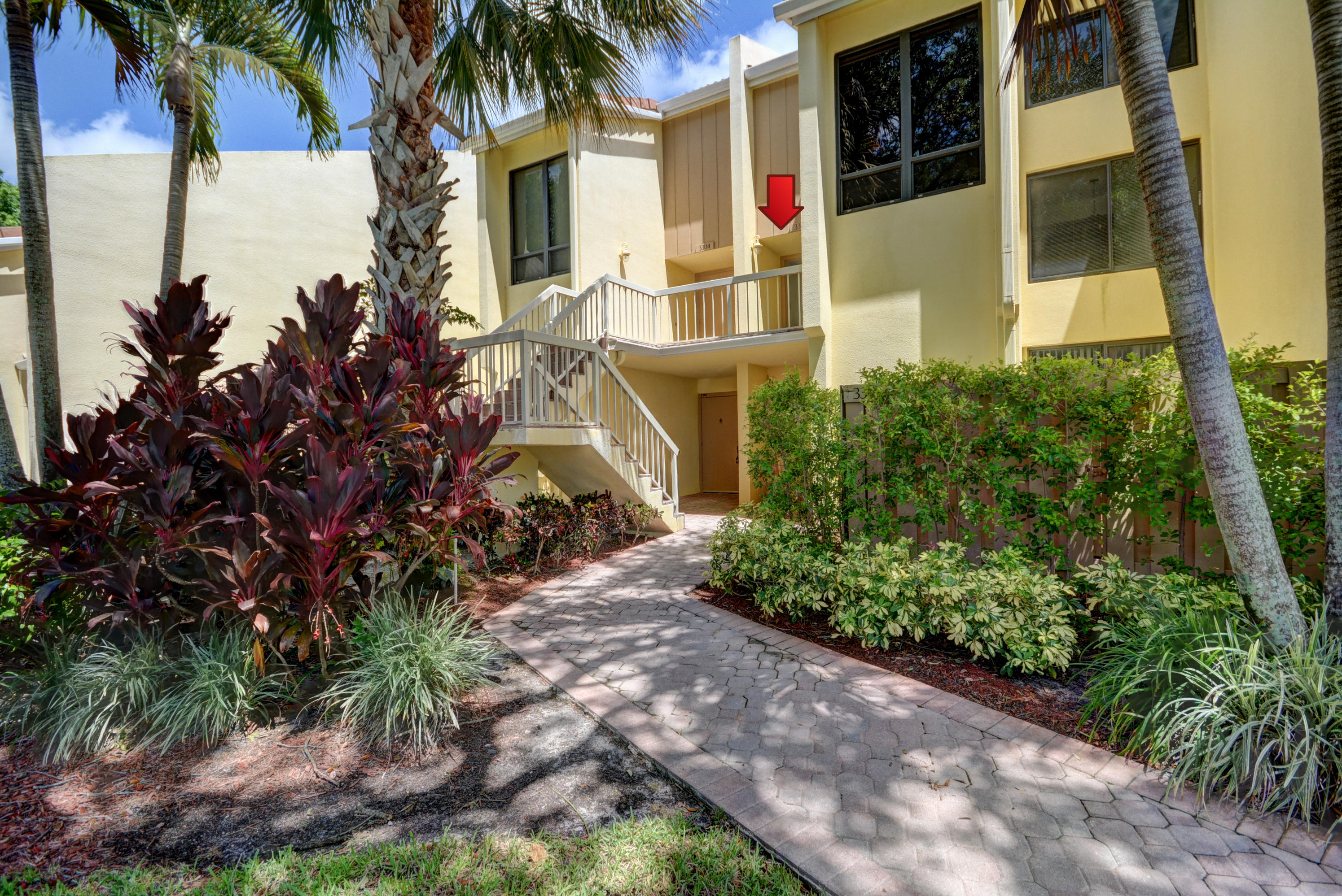 3305 Bridgewood Drive, Unit 3305 Boca Raton, FL 33434 - Photo 2 of 27 NK 3305 Bridgewood Dr-3 arrow
