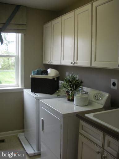 1364 Galloway Road Odenton, MD 21113 - Photo 3 of 29 Interior (General)