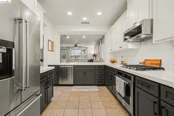 $655,000 | 241 Yellow Rose Circle, Oakley, CA 94561