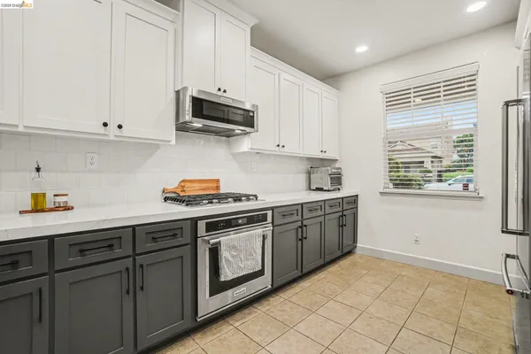 $655,000 | 241 Yellow Rose Circle, Oakley, CA 94561