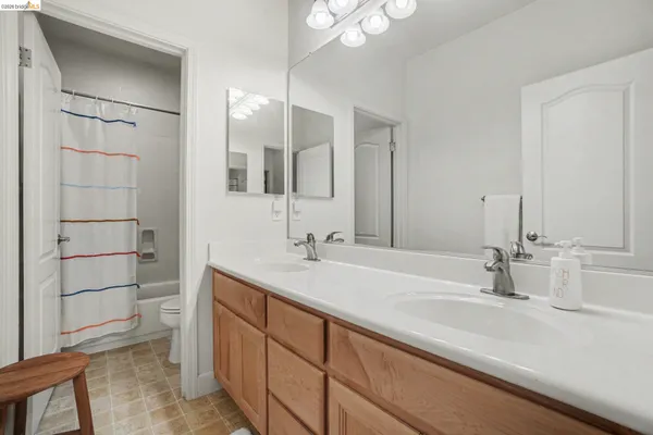 $655,000 | 241 Yellow Rose Circle, Oakley, CA 94561