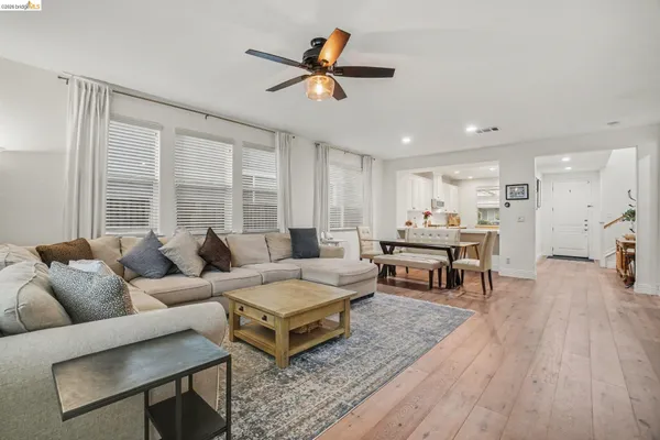 $655,000 | 241 Yellow Rose Circle, Oakley, CA 94561