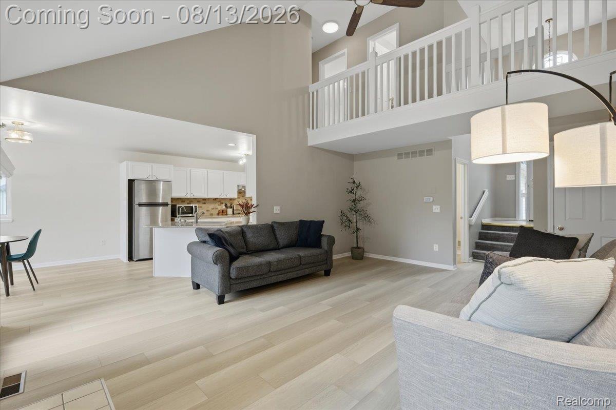 1393 Remsing Street Hartland, MI 48353 - Photo 14 of 71 A nice flow to all of the living spaces