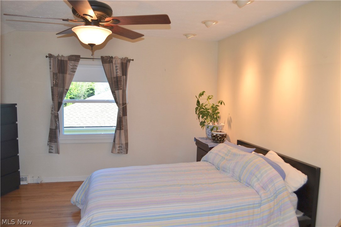 1856 Winchester Road Cleveland, OH 44124 - Photo 13 of 17 Gallery Image 13