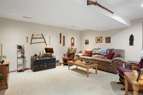 $465,000 | 17 Pheasant Pointe, Dodgeville, WI 53533