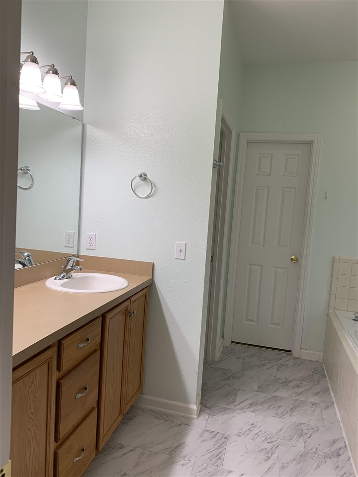 2129 Bullocks Run Road Tallahassee, FL 32303 - Photo 5 of 16 Gallery Image 5