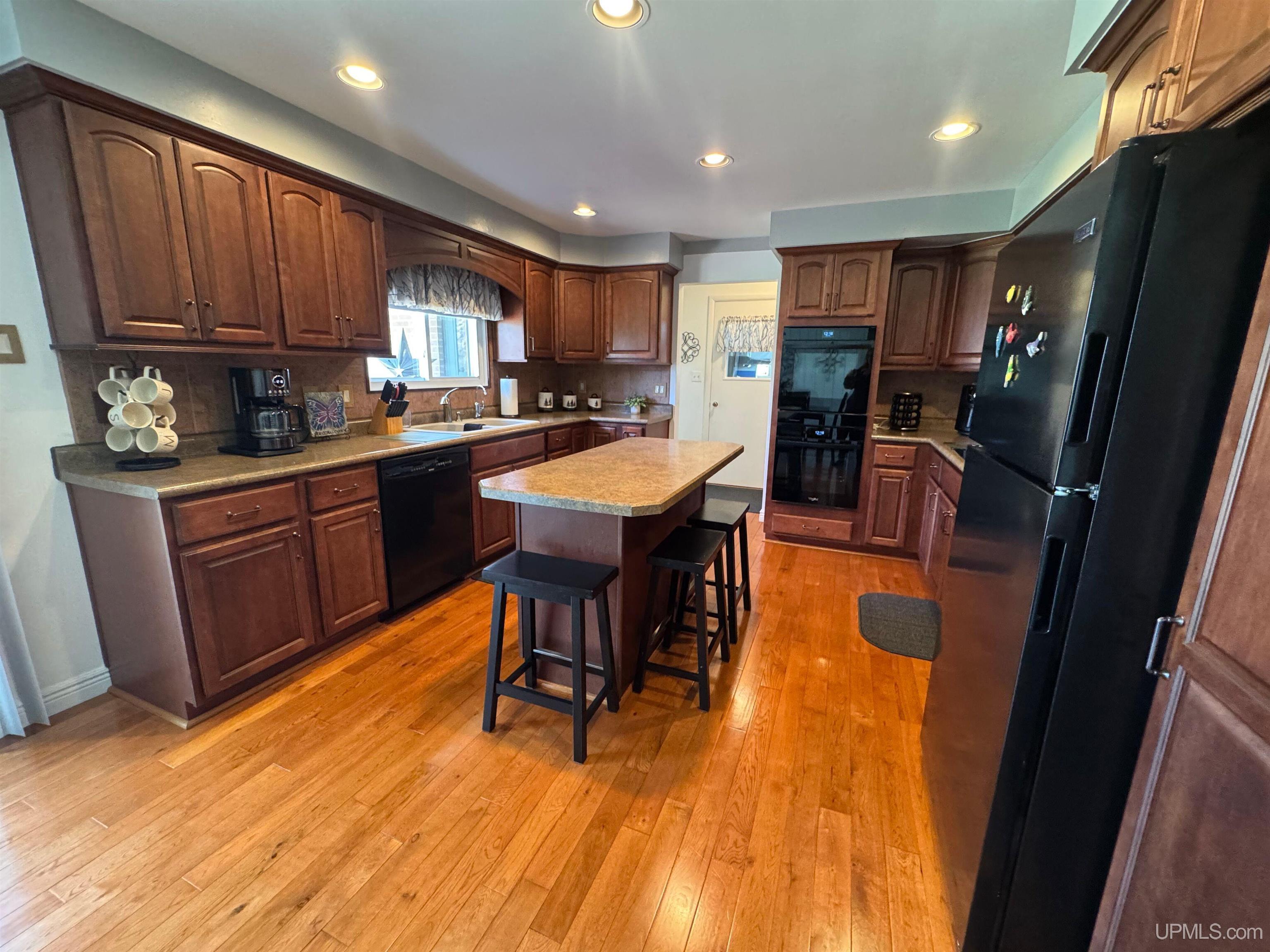 8610 County 426 L R Road Gladstone, MI 49837 - Photo 12 of 24
