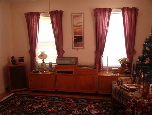 35 Walnut Street Maynard, MA 01754 - Photo 8 of 25 Gallery Image 8