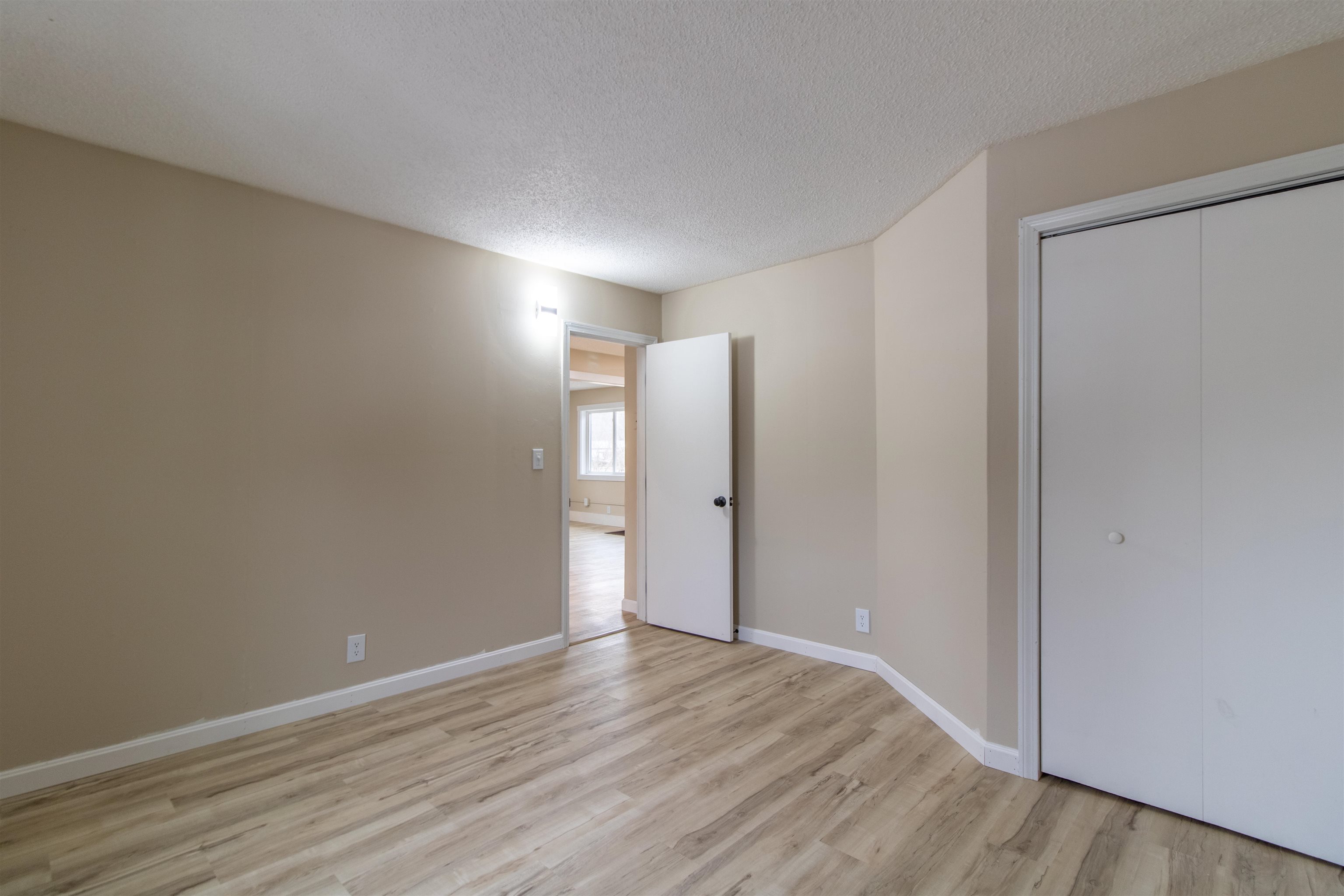 410 Water Street Albany, VT 05820 - Photo 12 of 59