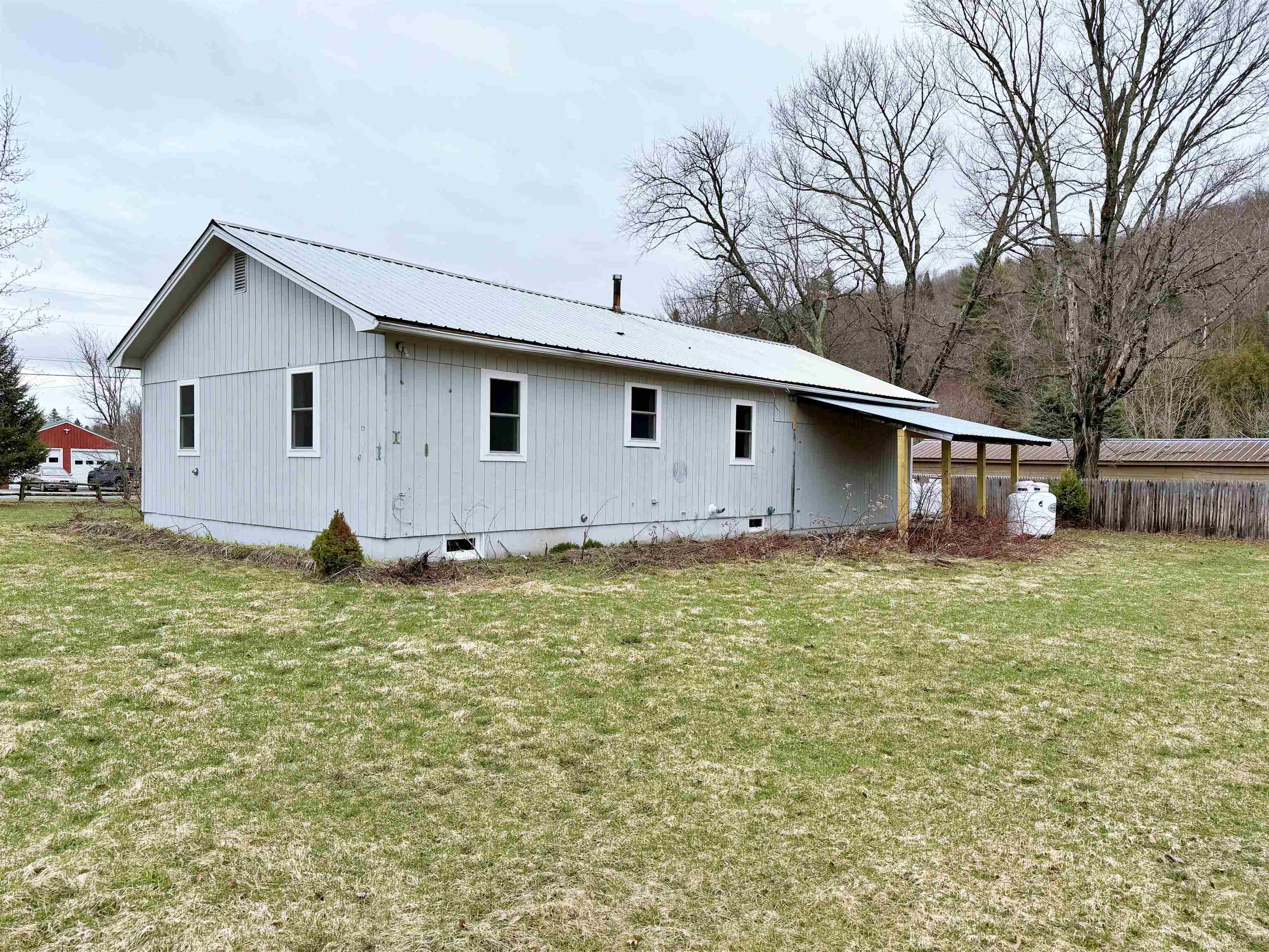 410 Water Street Albany, VT 05820 - Photo 4 of 59