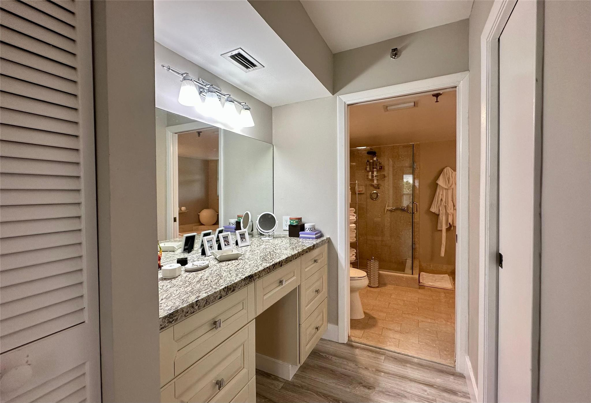 7582 Regency Lake Drive Boca Raton, FL 33433 - Photo 10 of 20 Photo 10