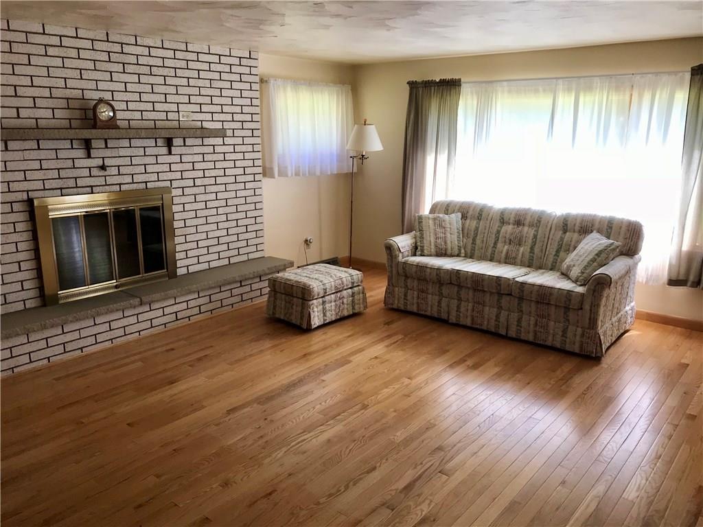 1180 Kunkle Road Creekside, PA 15732 - Photo 8 of 25 Living Room