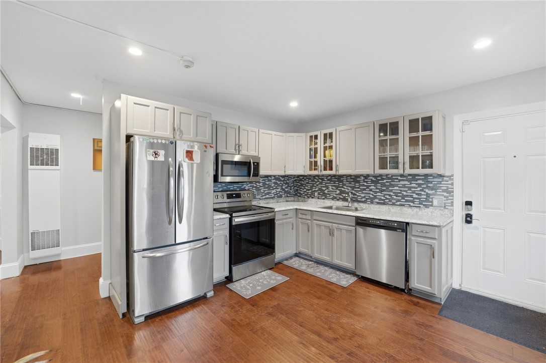 736 Social Street, Unit 1R Woonsocket, RI 02895 - Photo 2 of 30 stainless steel appliances