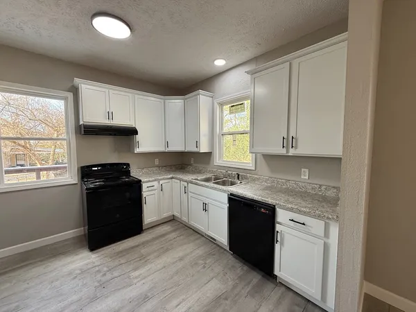 $1,700 | 1523 Canton Street, Hopkinsville, KY 42240