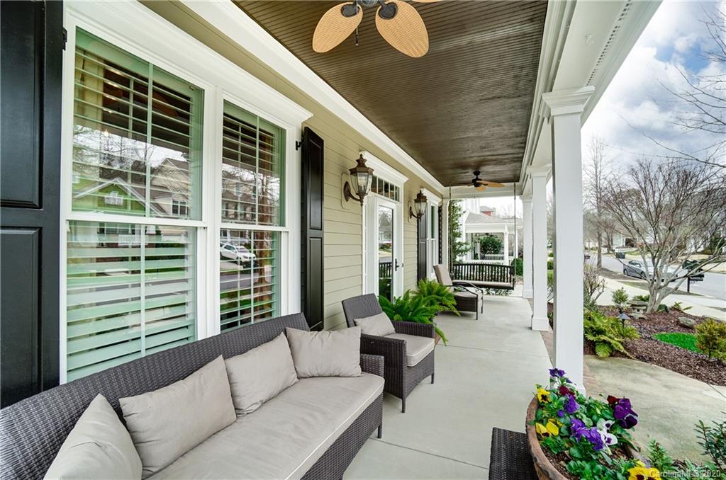 1047 Gardenia Street Fort Mill, SC 29708 - Photo 4 of 46 Gallery Image 4