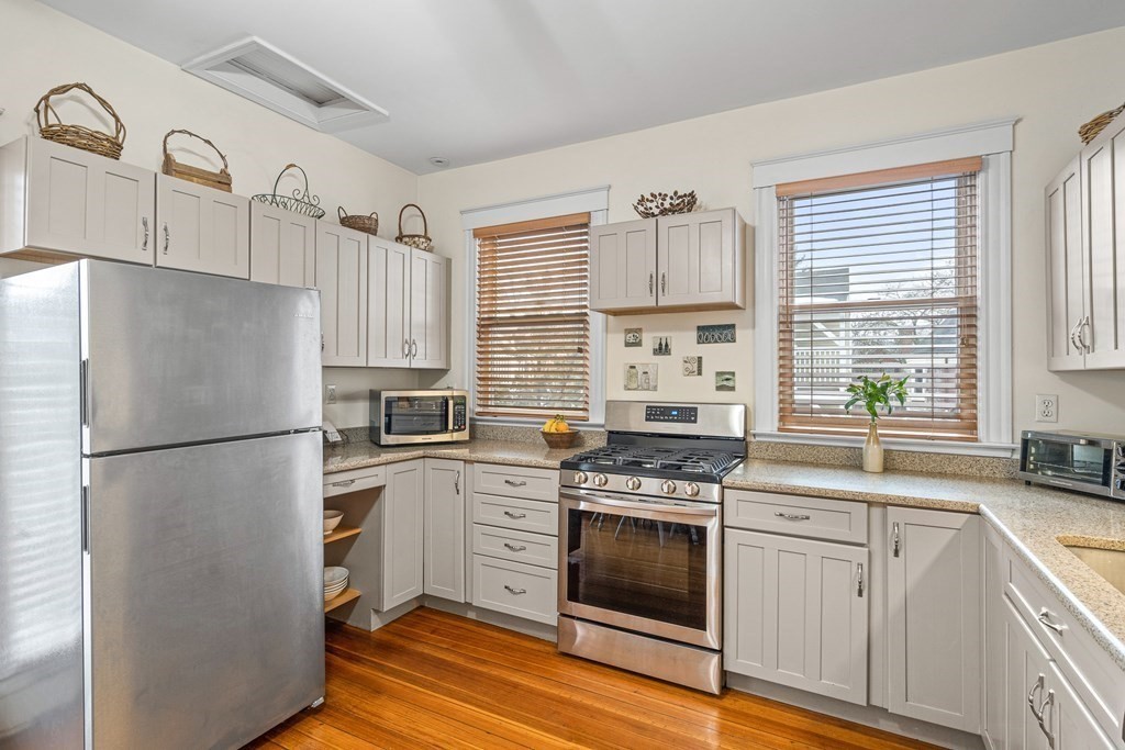 36 Upland Road, Unit 3 Cambridge, MA 02140 - Photo 24 of 37 Gallery Image 24