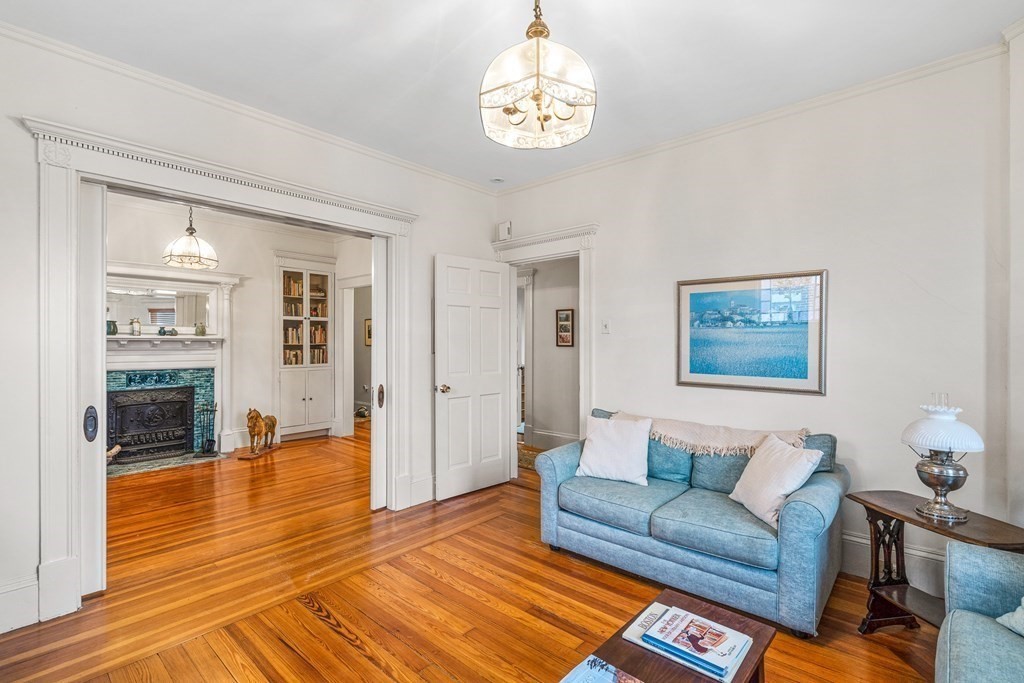 36 Upland Road, Unit 3 Cambridge, MA 02140 - Photo 4 of 37 Gallery Image 4