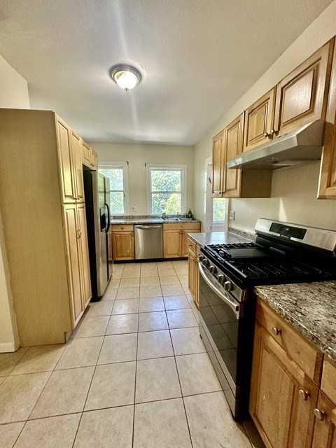 206 Sumner Street, Unit 6 Newton, MA 02459 - Photo 2 of 10