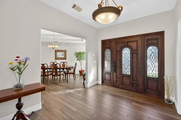 $895,000 | 3013 Hillcrest Court, Madera, CA 93637