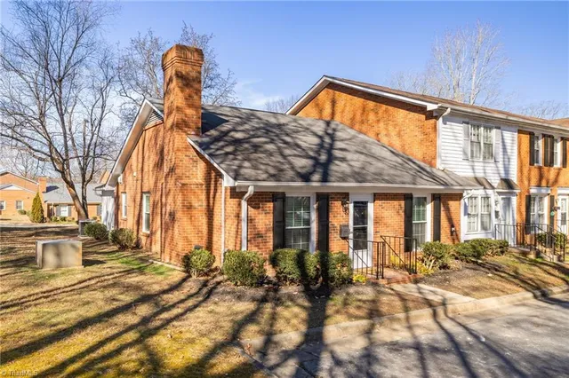 $171,000 | 4618 Lawndale Drive, Unit F, Greensboro, NC 27455