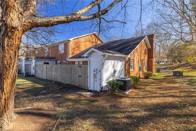 $171,000 | 4618 Lawndale Drive, Unit F, Greensboro, NC 27455