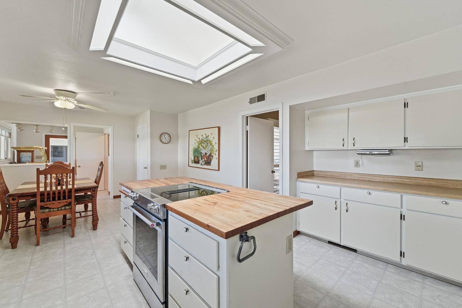 1344 Magnolia Avenue Modesto, CA 95350 - Photo 16 of 71