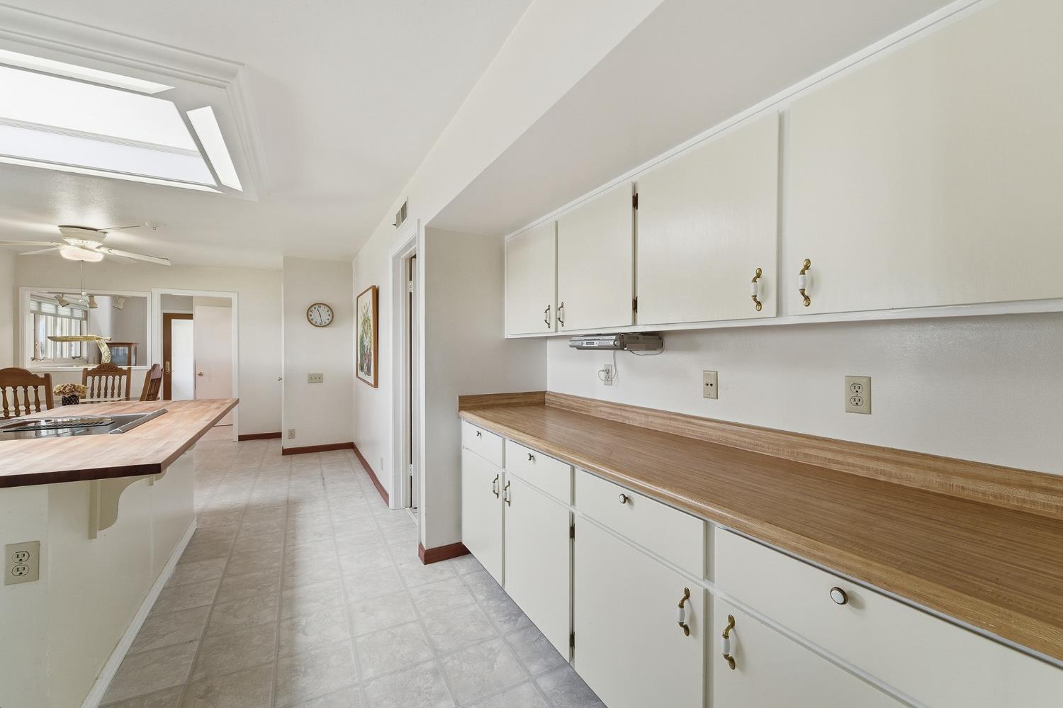 1344 Magnolia Avenue Modesto, CA 95350 - Photo 17 of 71