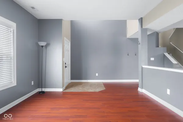 $329,900 | 2910 Park View Drive, Columbus, IN 47201