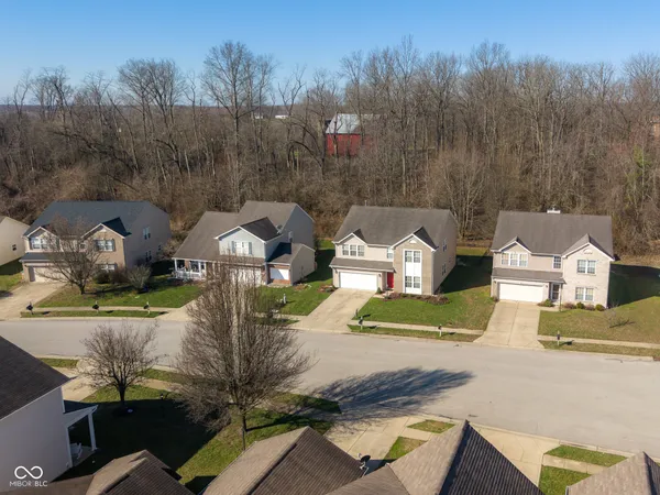 $329,900 | 2910 Park View Drive, Columbus, IN 47201