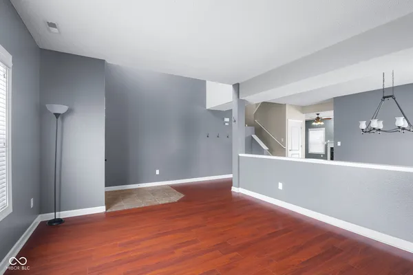 $329,900 | 2910 Park View Drive, Columbus, IN 47201