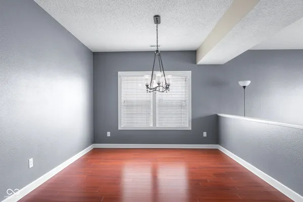 $329,900 | 2910 Park View Drive, Columbus, IN 47201