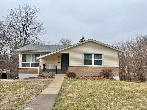 $198,000 | 1032 Bridge Avenue, Davenport, IA 52803