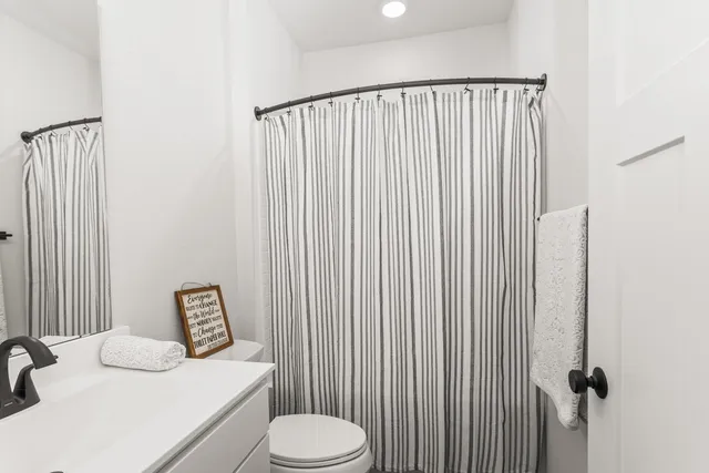 $599,900 | N101-w16795 Gunflint Trail, Germantown, WI 53022