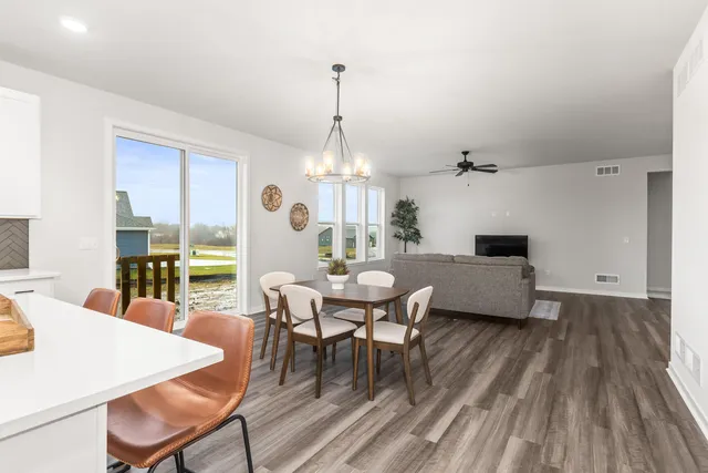 $599,900 | N101-w16795 Gunflint Trail, Germantown, WI 53022