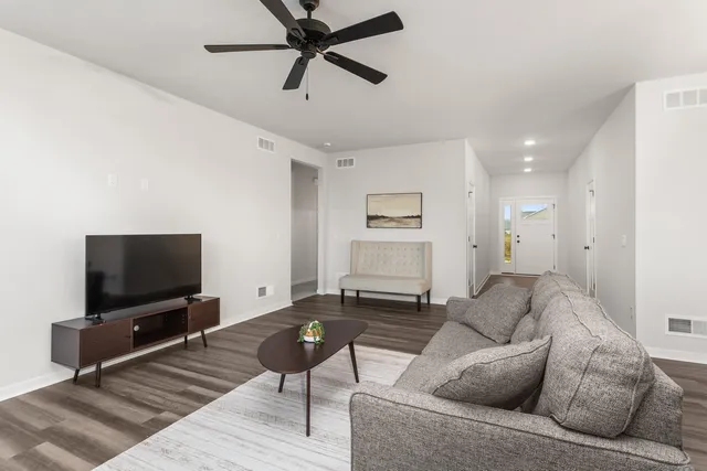 $599,900 | N101-w16795 Gunflint Trail, Germantown, WI 53022