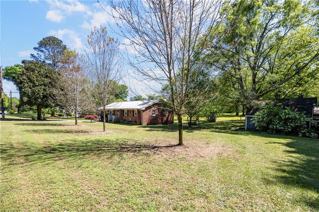 151 Ginn Street Carnesville, GA 30521 - Photo 4 of 39