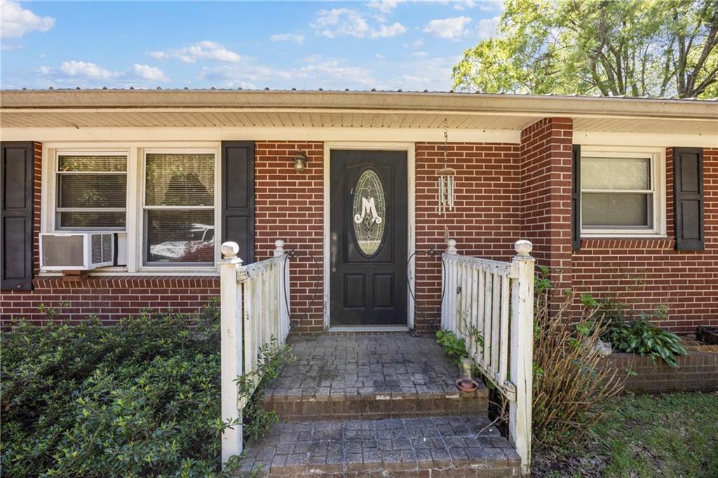 151 Ginn Street Carnesville, GA 30521 - Photo 5 of 39