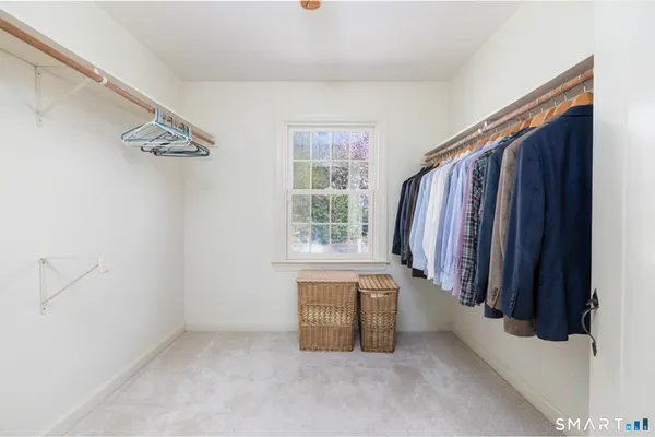 $825,000 | 122 Crest Road, Middlebury, CT 06762