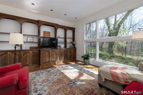 $825,000 | 122 Crest Road, Middlebury, CT 06762