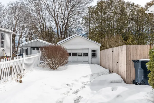$329,000 | 178 West Broadway, Bangor, ME 04401
