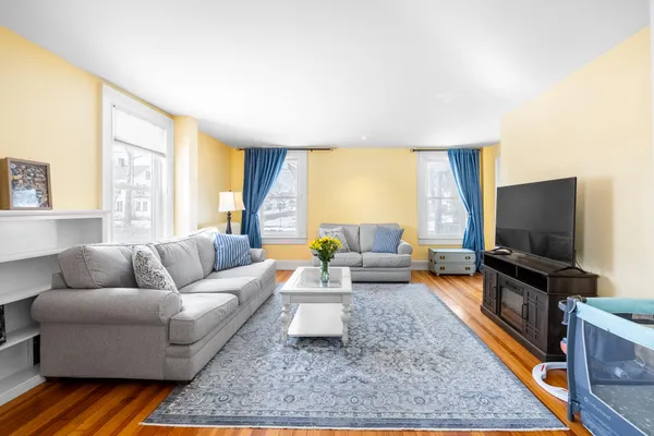 $329,000 | 178 West Broadway, Bangor, ME 04401