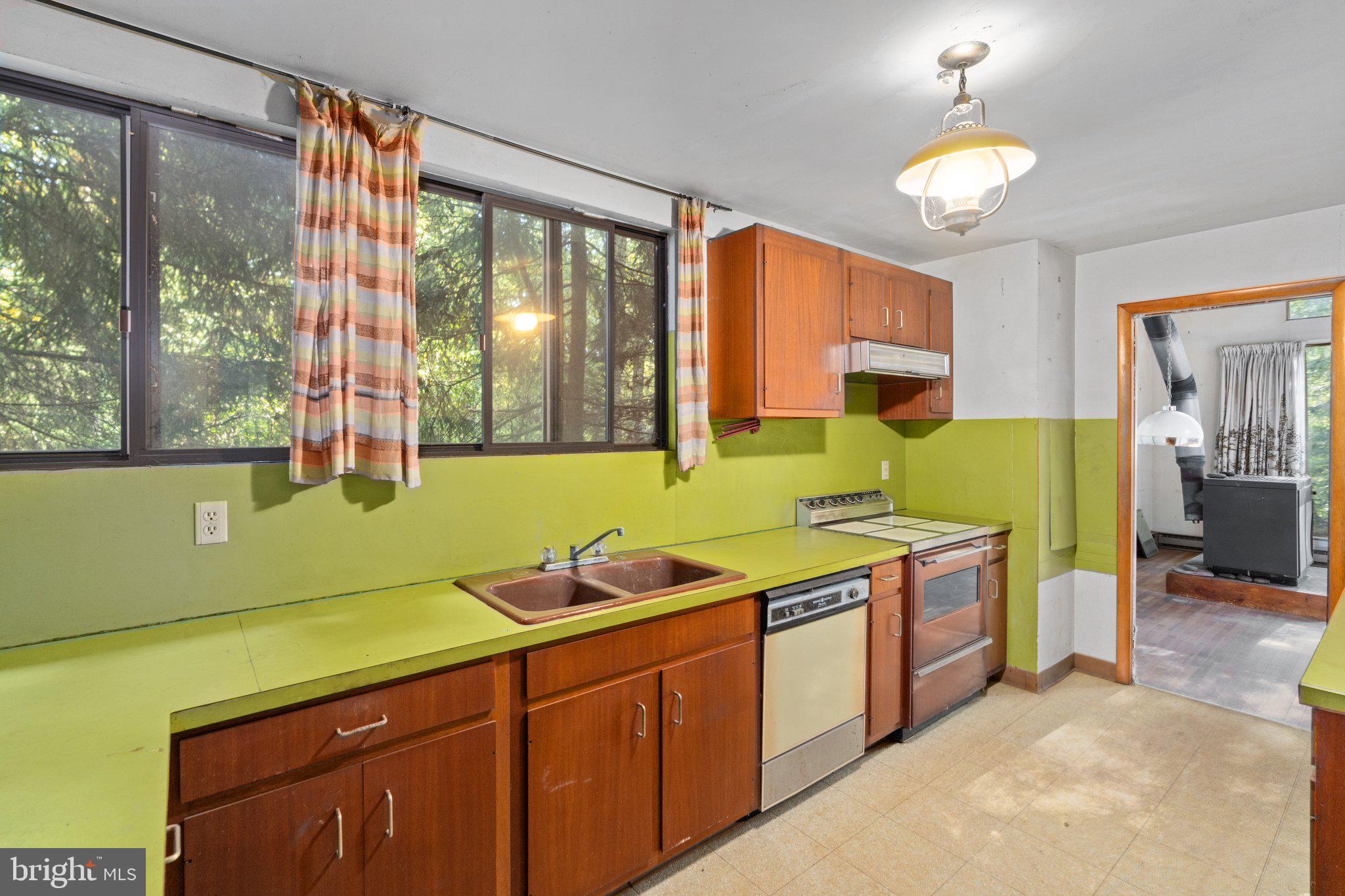 2165 Coventryville Road Pottstown, PA 19465 - Photo 27 of 42 Gallery Image 27